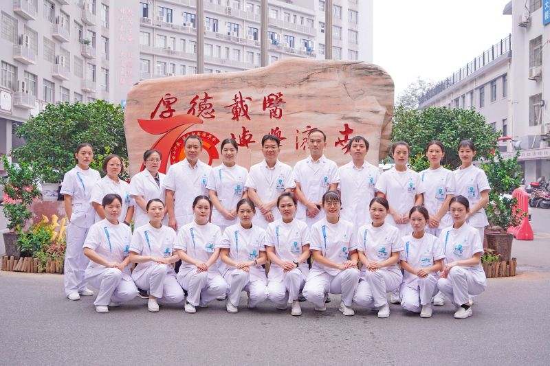 肾病科科室合照.jpg