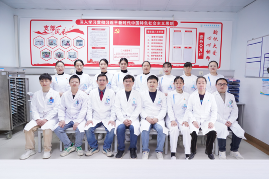 胸心大血管外科集体照.jpg