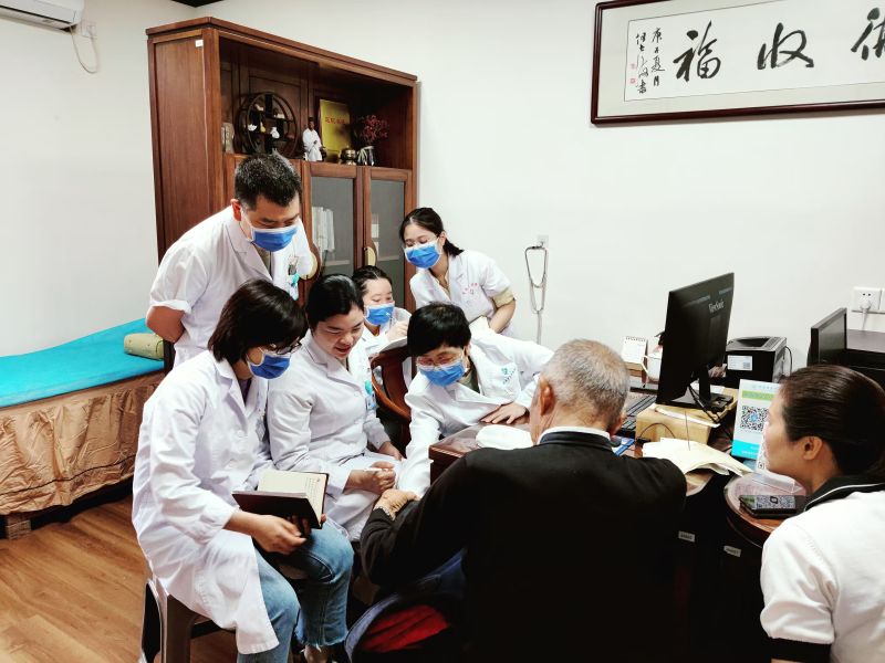 戴娟名中医工作室 戴娟主任门诊带教继承人